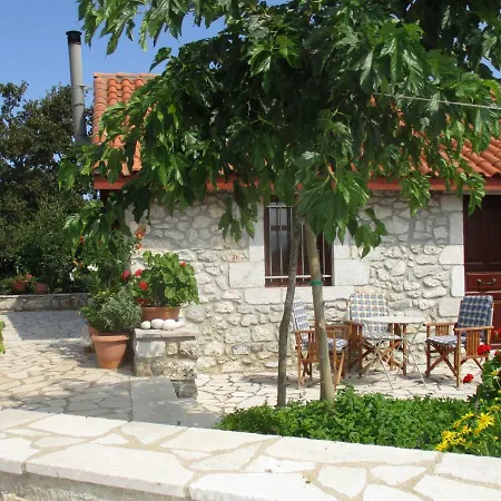 Stone House In A Quiet Landscape, Leonidion Holiday home Leonidio