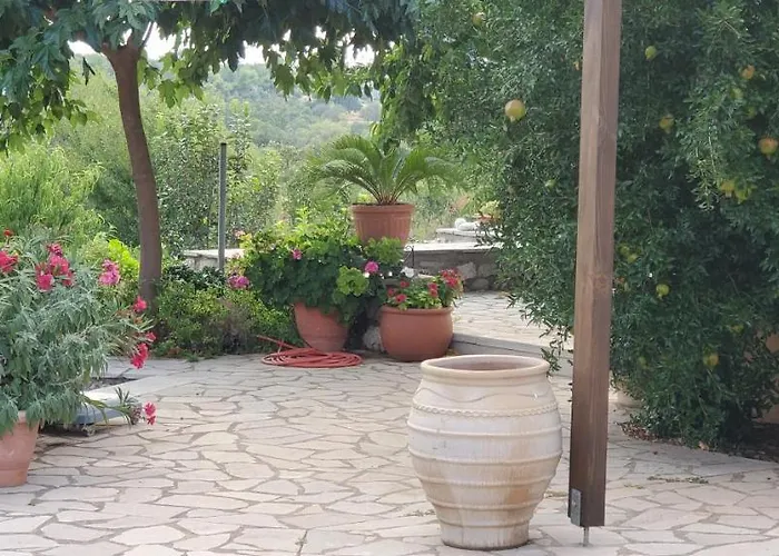 Casa vacanze Stone House In A Quiet Landscape,