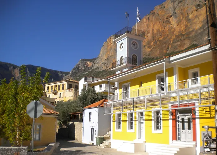 Stone House In A Quiet Landscape, Leonídio